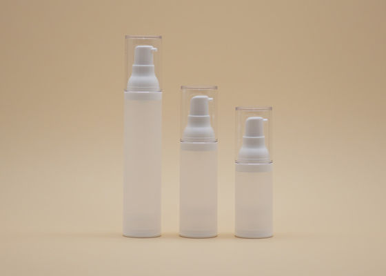 Leere luftlose Pumpflasche-Plastikkosmetik, die stabile Leistung verpackt